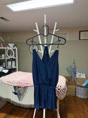 Dynamite Deep Navy V-Neck Blouse